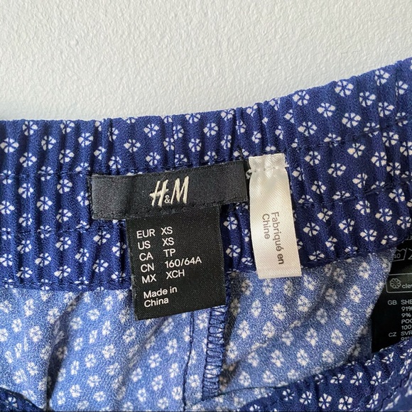 H&M Boho Harem Pants Blue White Flowers XS - Picture 3 of 6